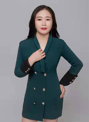 设计师曹洪霞